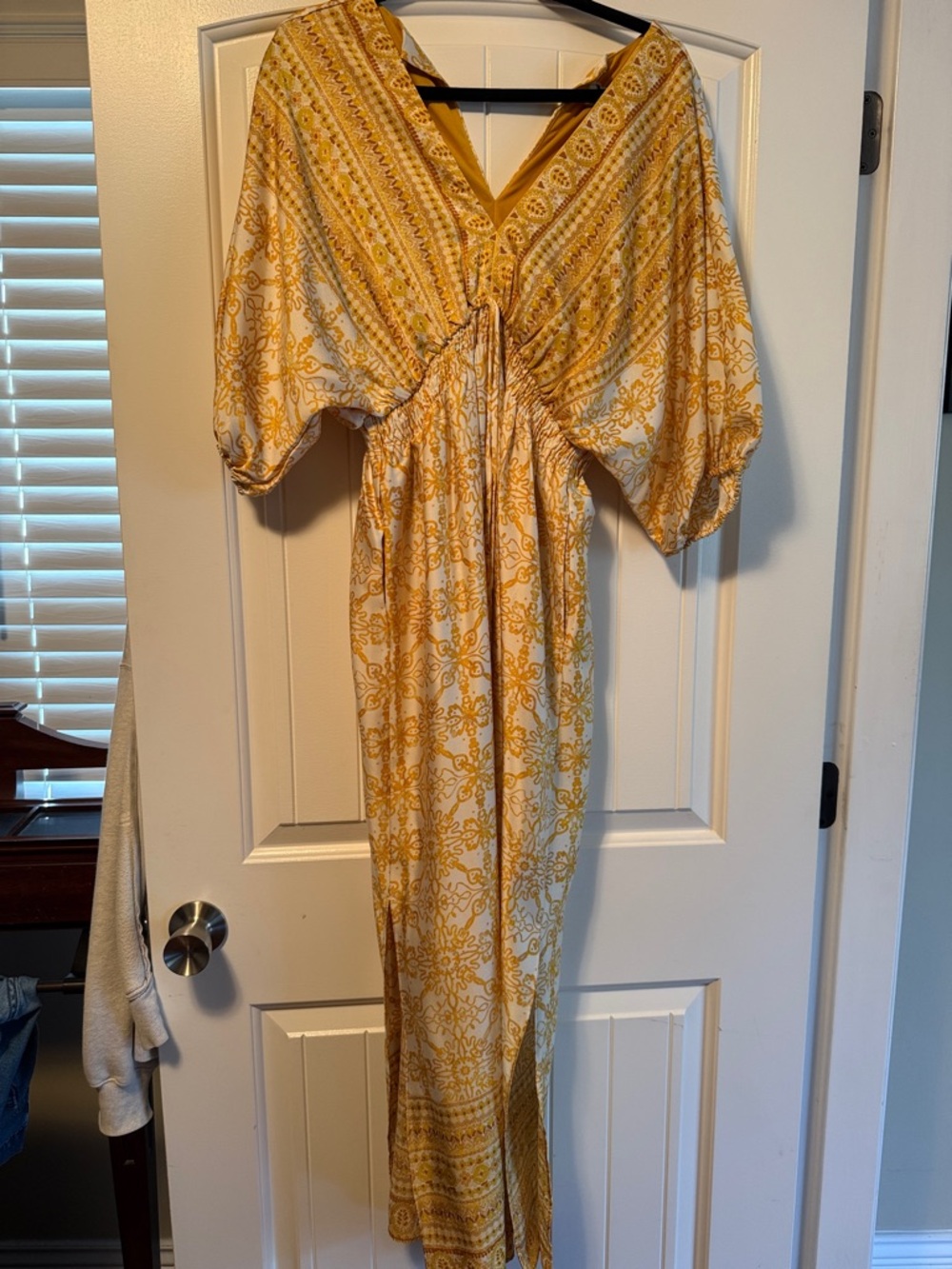 NWT Women’s Yellow Printed Maxi Dress with V-Neck